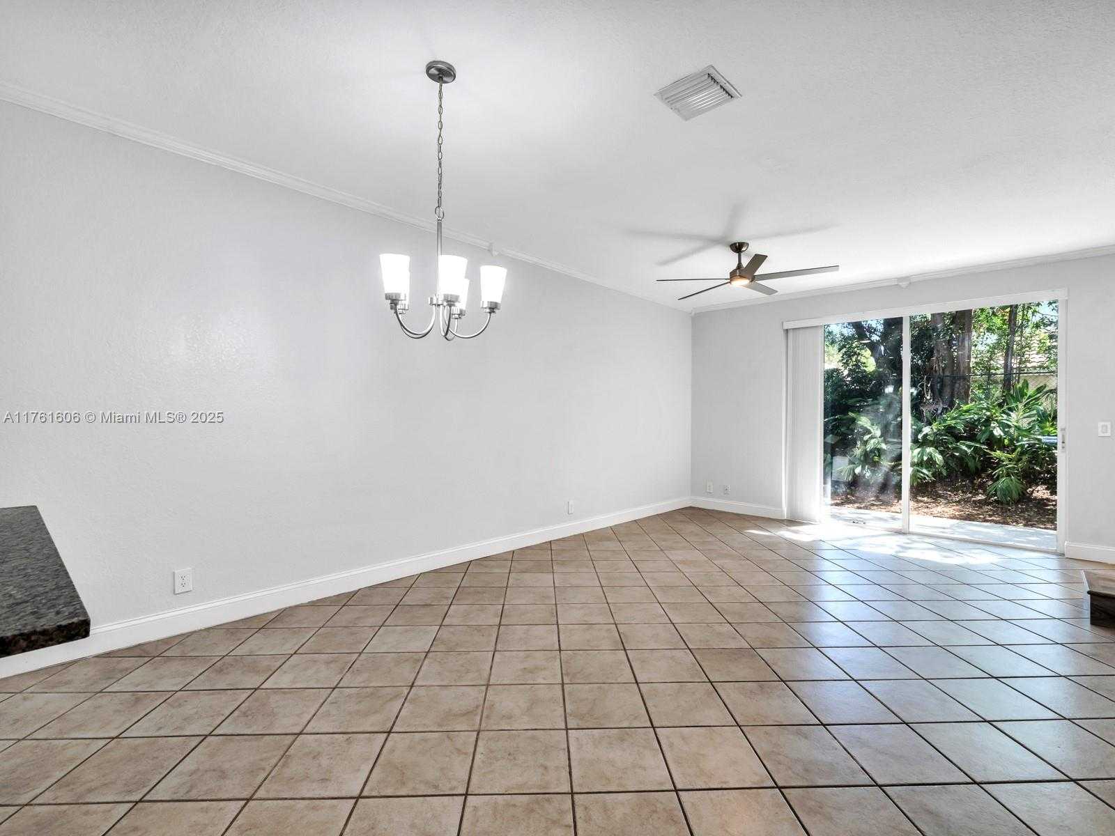 Small Image of 2094 HACIENDA TER #2094, Weston Number 10