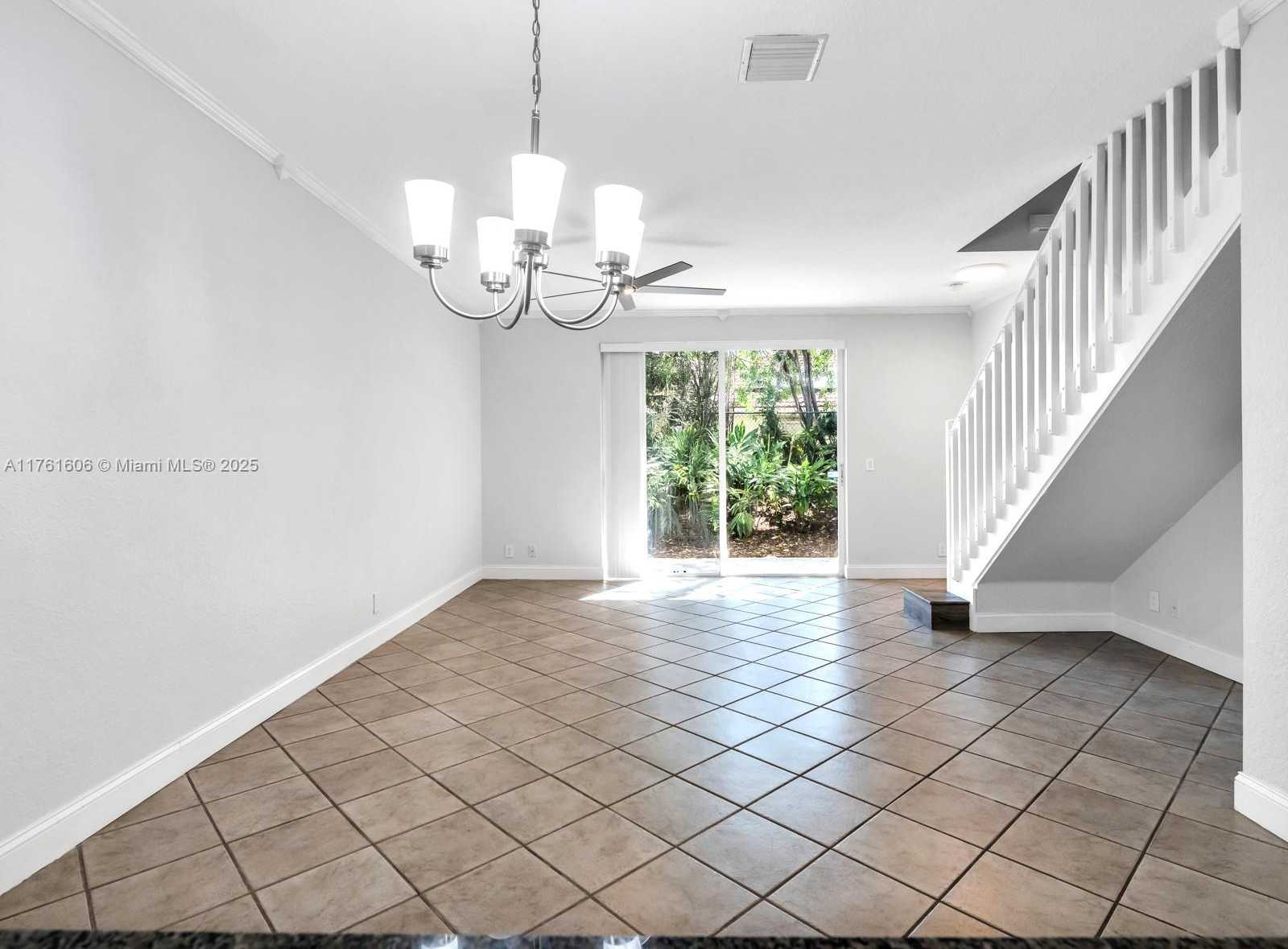 Small Image of 2094 HACIENDA TER #2094, Weston Number 11
