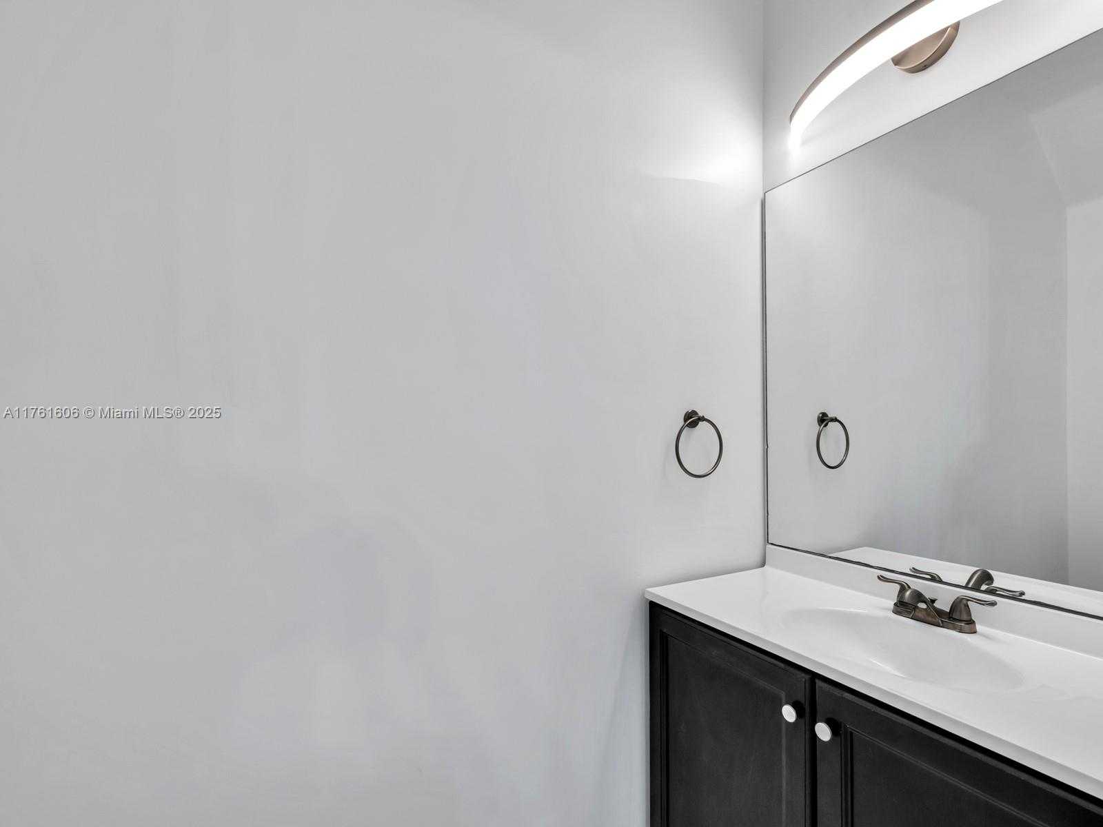Small Image of 2094 HACIENDA TER #2094, Weston Number 15