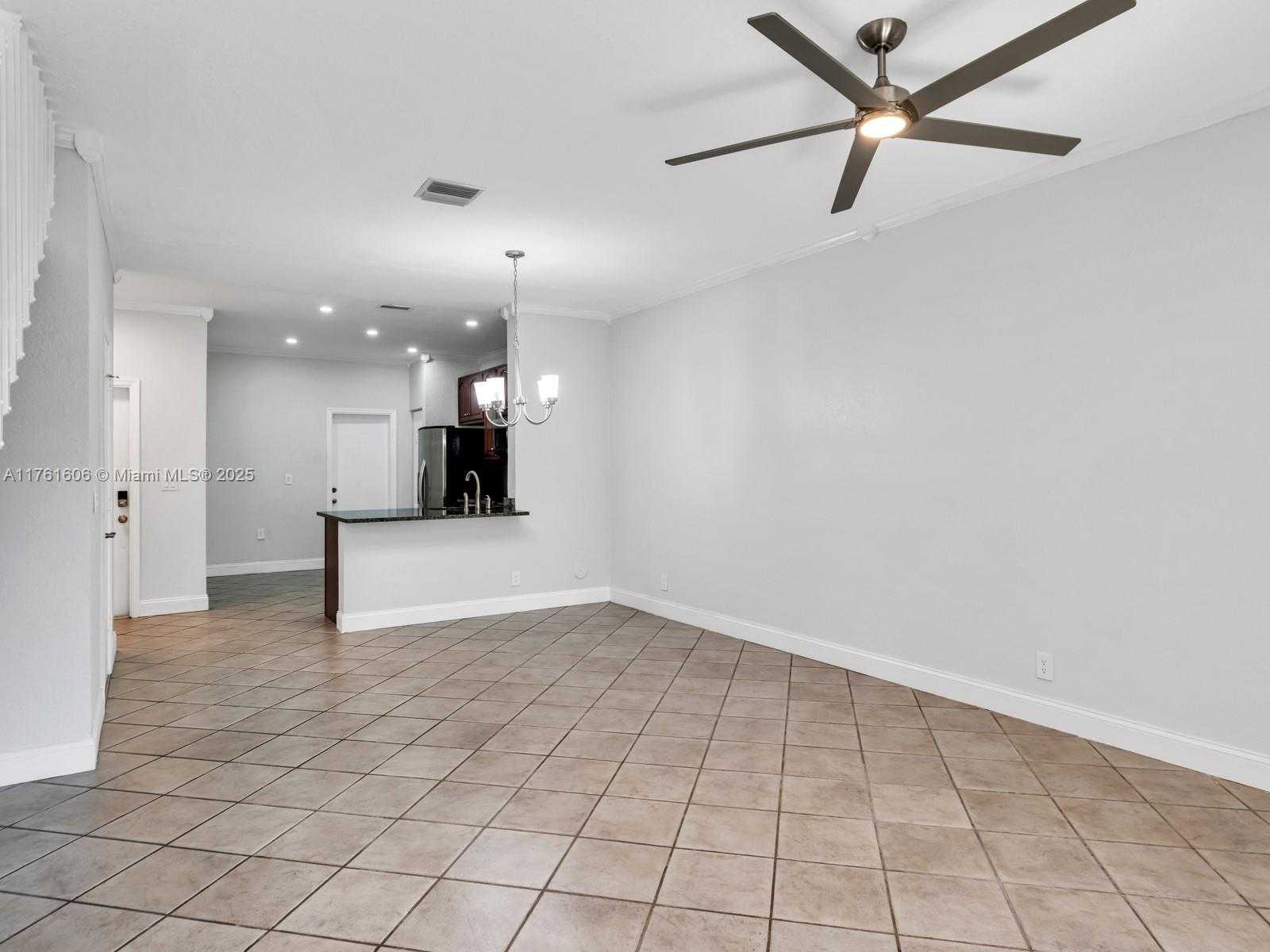 Small Image of 2094 HACIENDA TER #2094, Weston Number 17