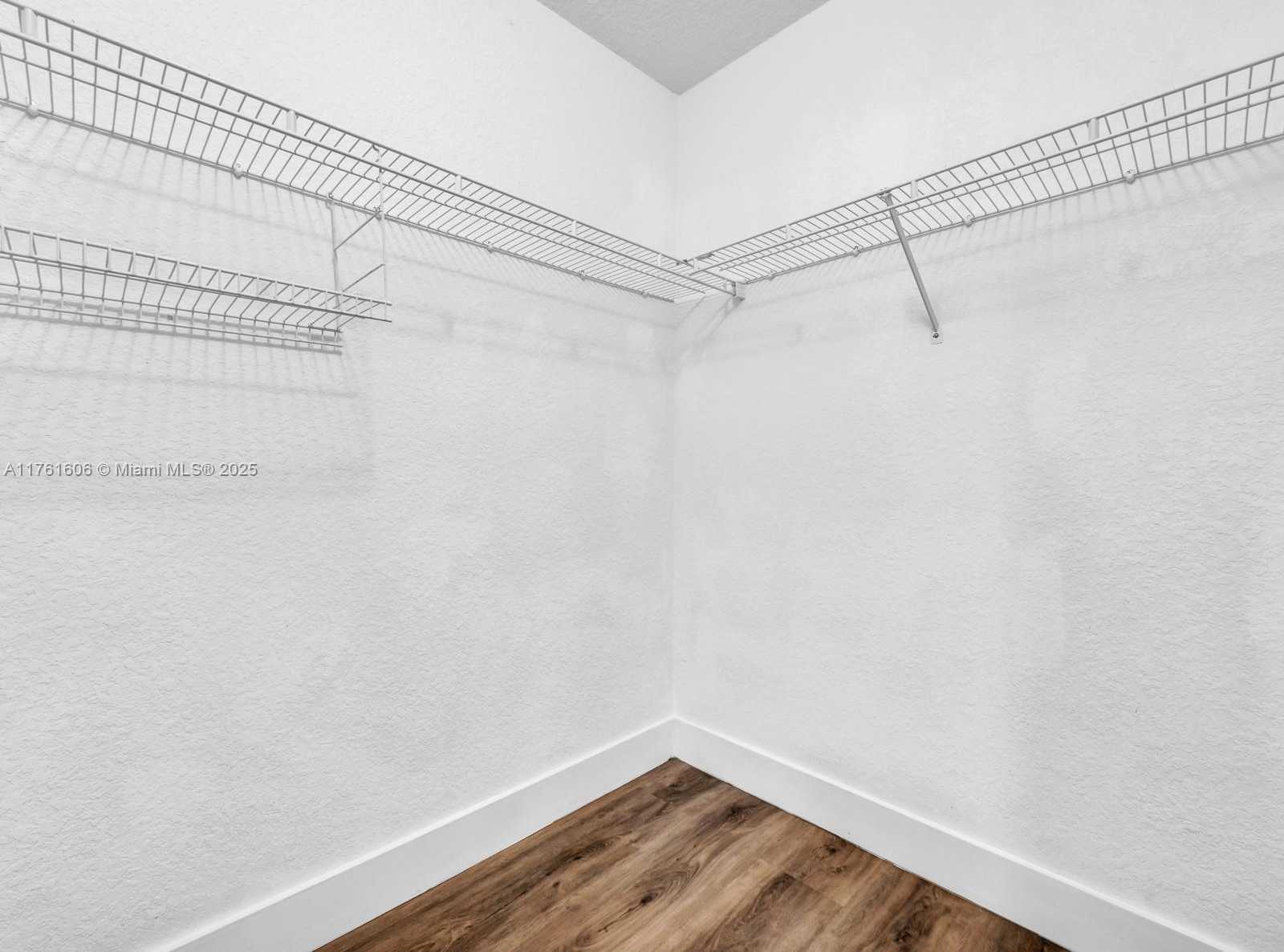 Small Image of 2094 HACIENDA TER #2094, Weston Number 26