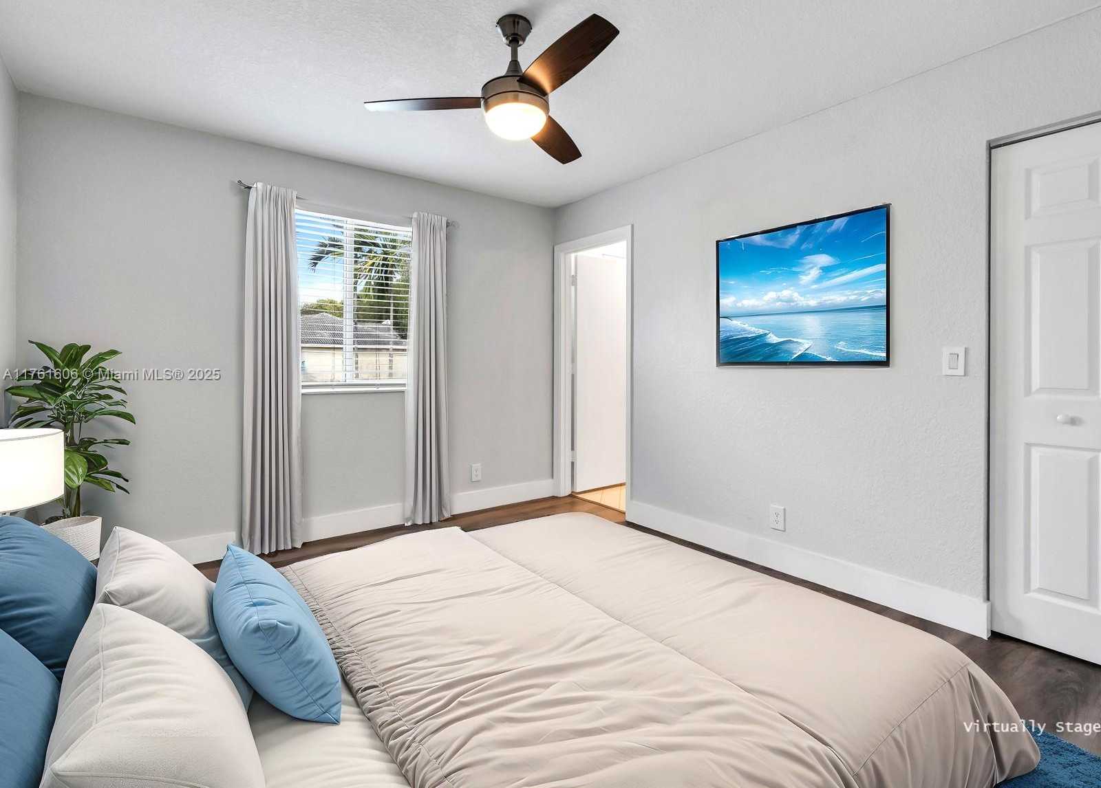 Small Image of 2094 HACIENDA TER #2094, Weston Number 29