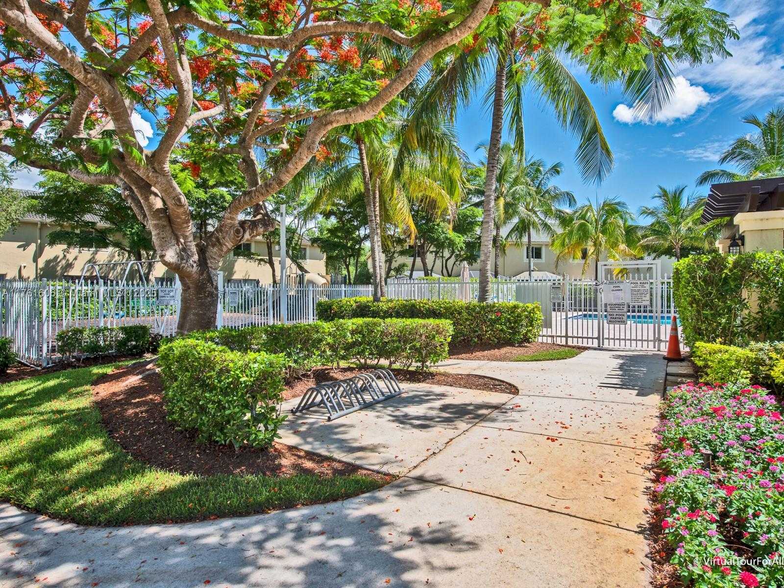 Small Image of 2094 HACIENDA TER #2094, Weston Number 42