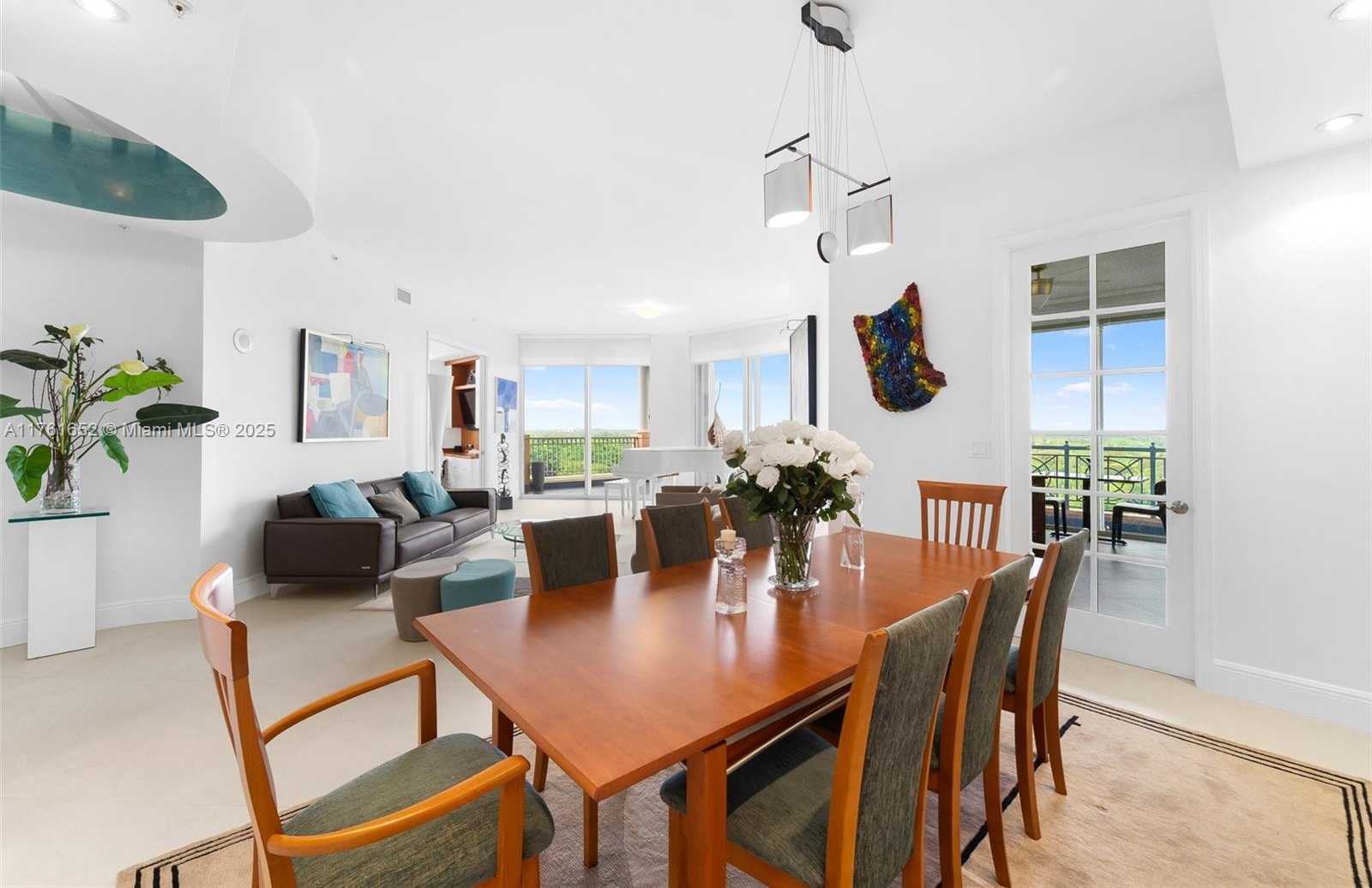 Small Image of 626 CORAL WAY #1104, Coral Gables Number 3