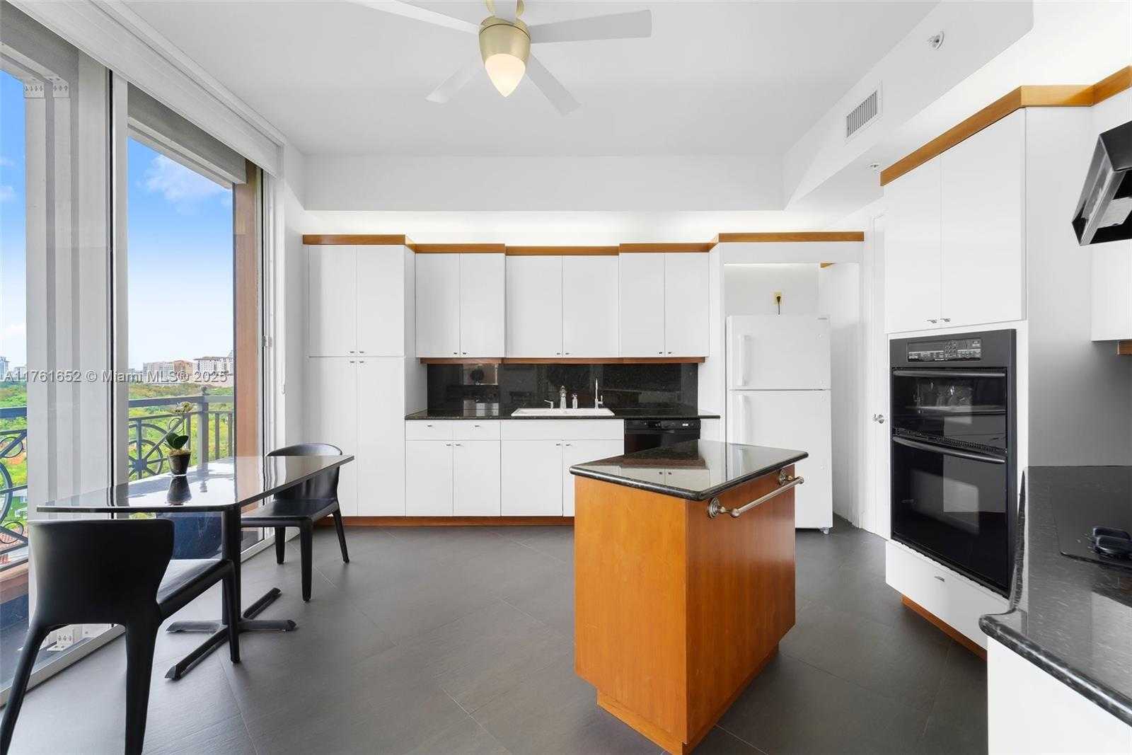 Small Image of 626 CORAL WAY #1104, Coral Gables Number 9