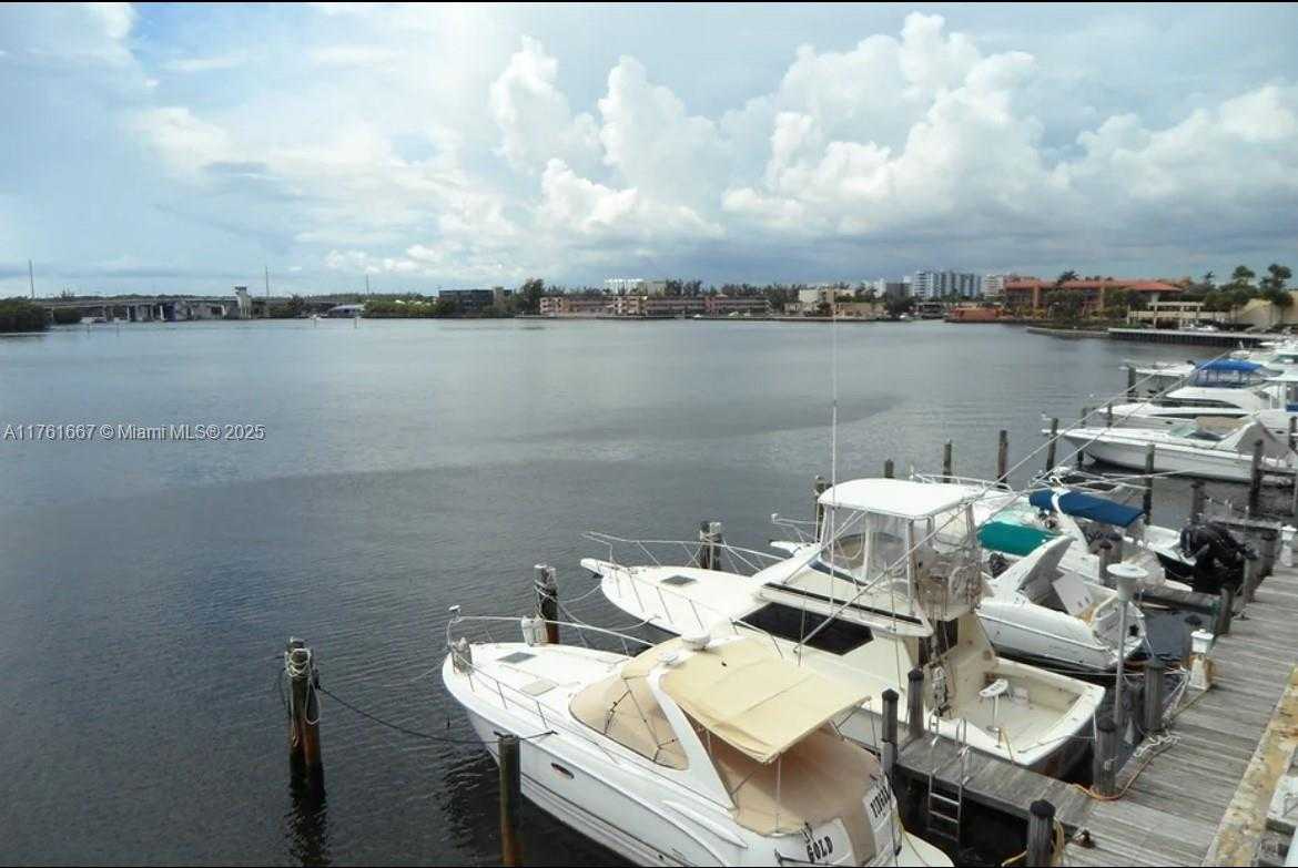 Small Image of 250 174TH ST #1401, Sunny Isles Beach Number 15