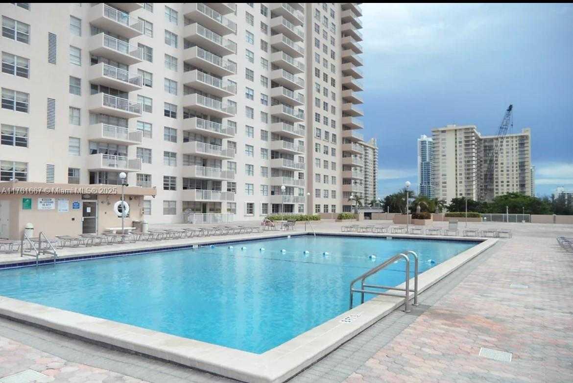 Small Image of 250 174TH ST #1401, Sunny Isles Beach Number 18