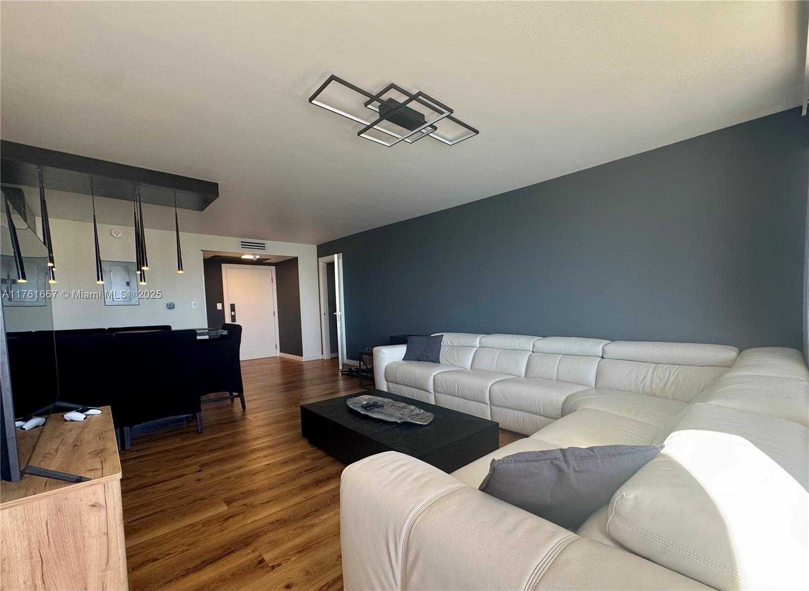 Small Image of 250 174TH ST #1401, Sunny Isles Beach Number 3