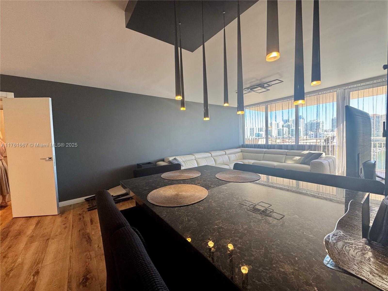 Small Image of 250 174TH ST #1401, Sunny Isles Beach Number 4