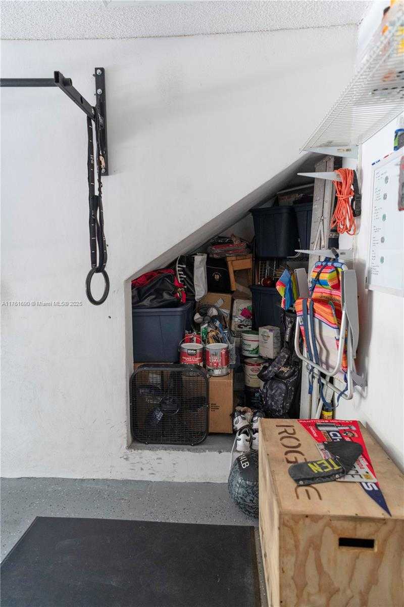 Small Image of 9203 NORTH WEST 9TH CT, Plantation Number 21