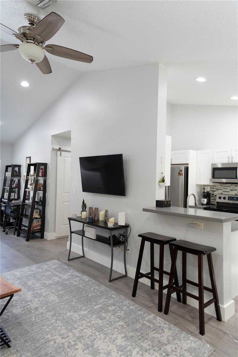 Small Image of 9203 NORTH WEST 9TH CT, Plantation Number 7