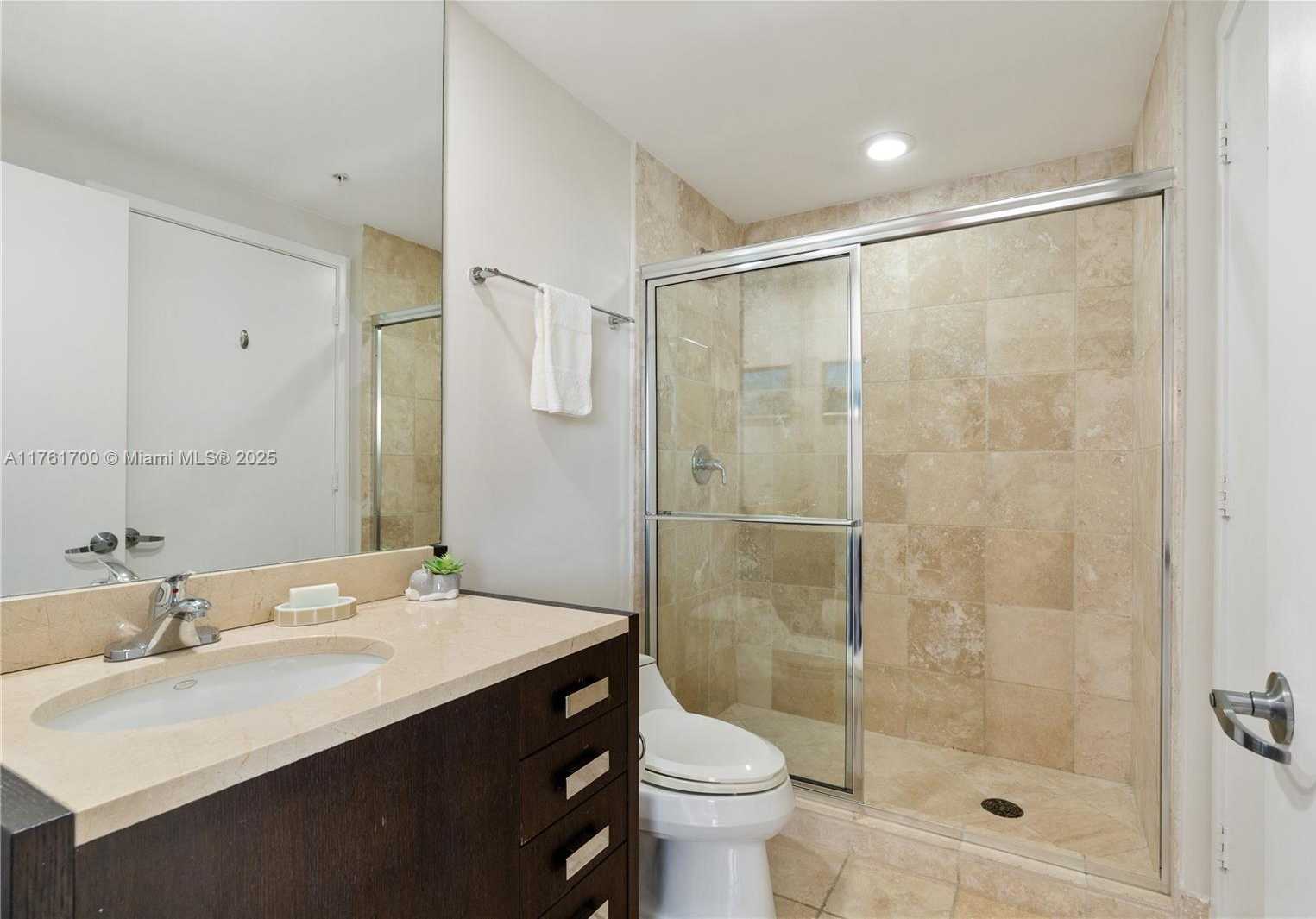 Small Image of 18201 COLLINS AVE #501A, Sunny Isles Beach Number 27