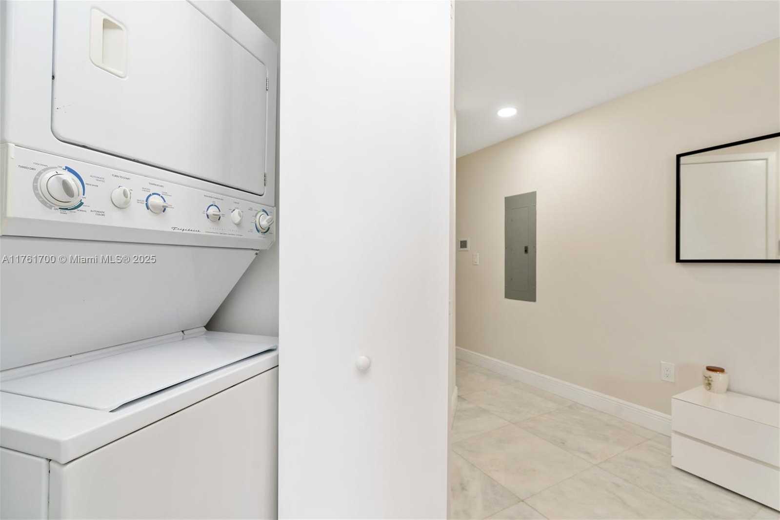 Small Image of 18201 COLLINS AVE #501A, Sunny Isles Beach Number 32