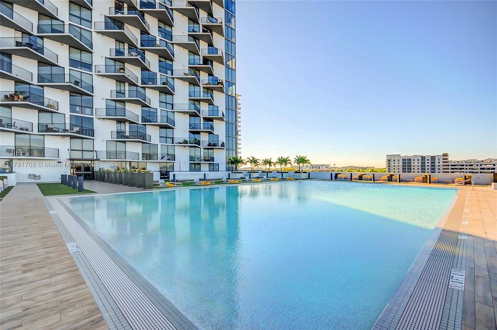 Small Image of 5252 NORTH WEST 85TH AVE #1810, Doral Number 16
