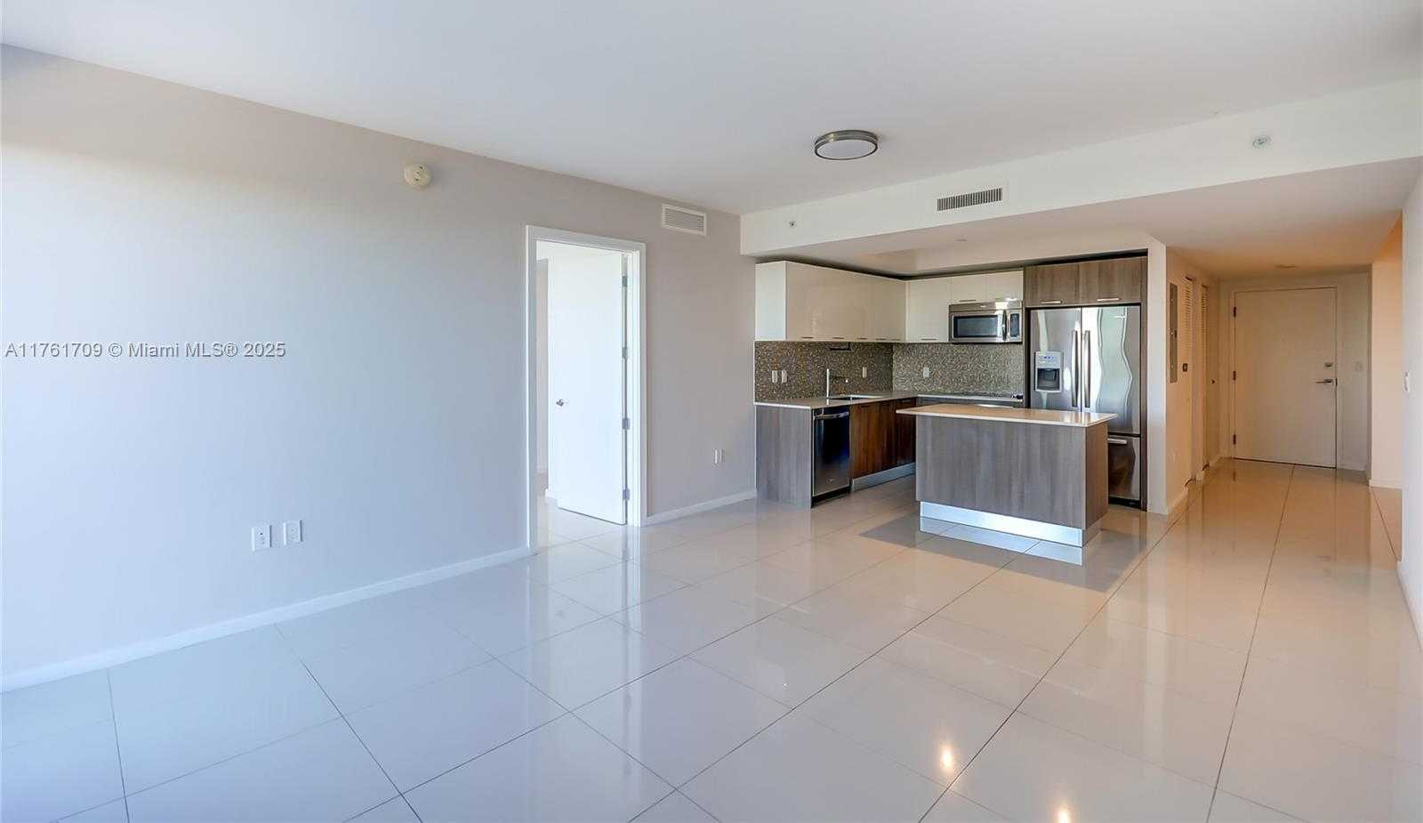 Small Image of 5252 NORTH WEST 85TH AVE #1810, Doral Number 4