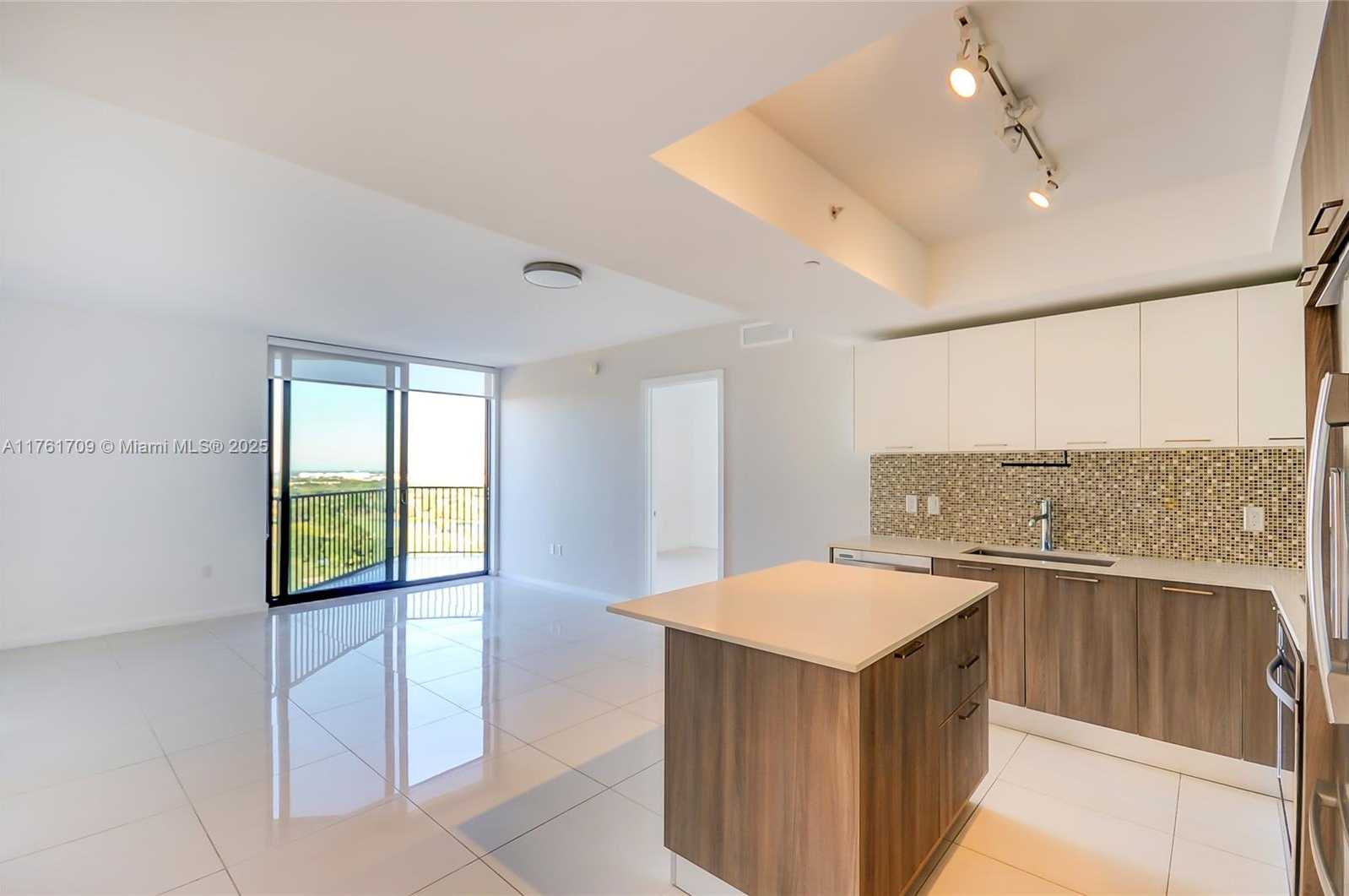 Small Image of 5252 NORTH WEST 85TH AVE #1810, Doral Number 5
