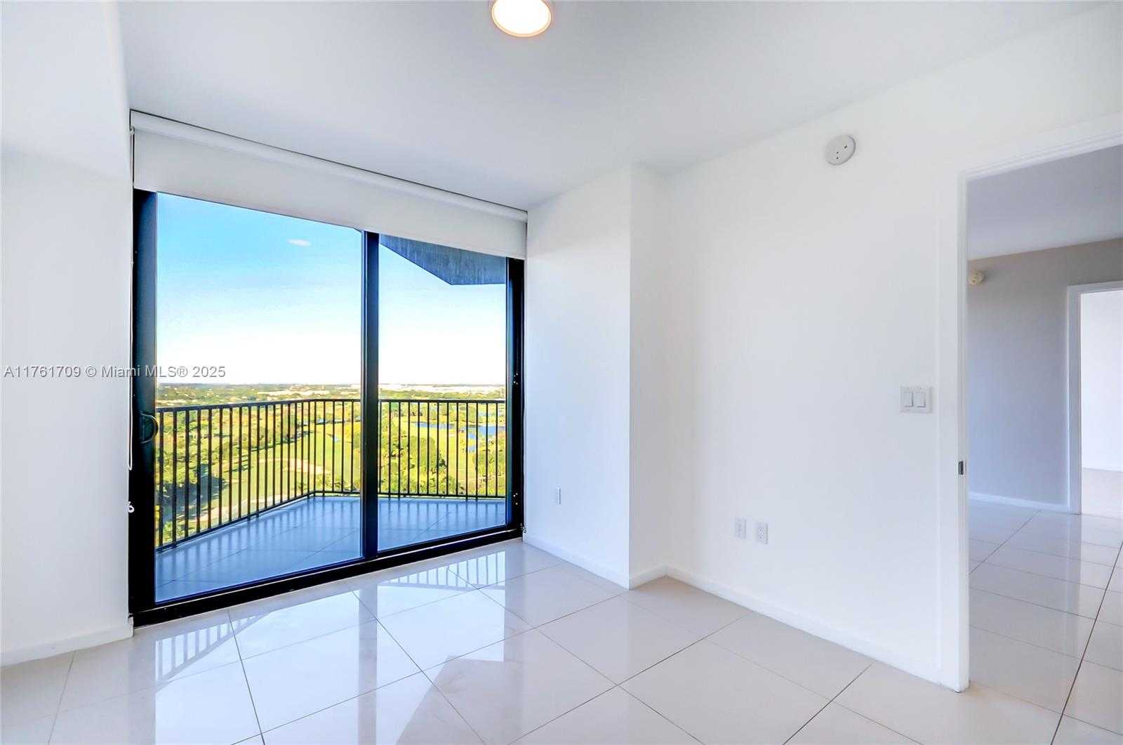 Small Image of 5252 NORTH WEST 85TH AVE #1810, Doral Number 9