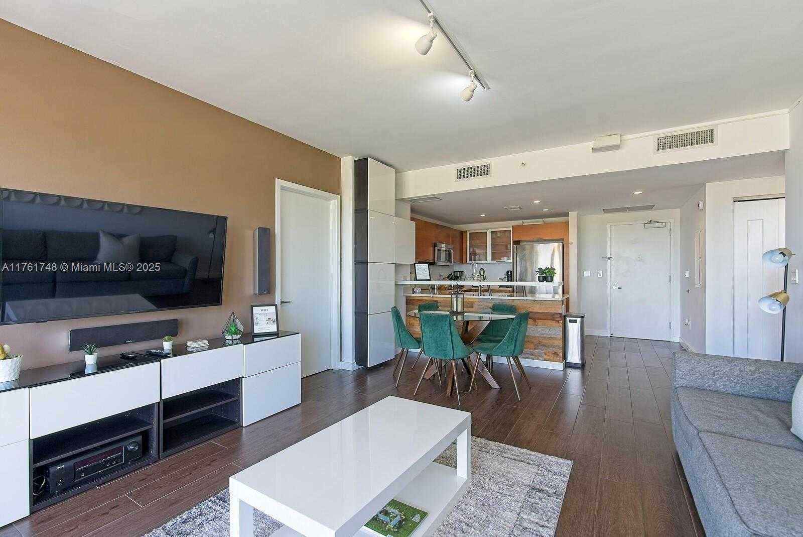 Small Image of 3250 NORTH EAST 1ST AVE #1006, Miami Number 14