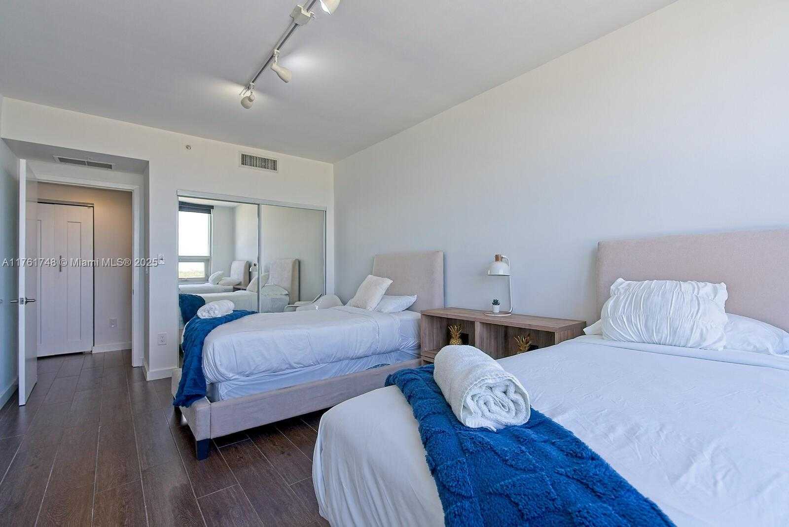 Small Image of 3250 NORTH EAST 1ST AVE #1006, Miami Number 18