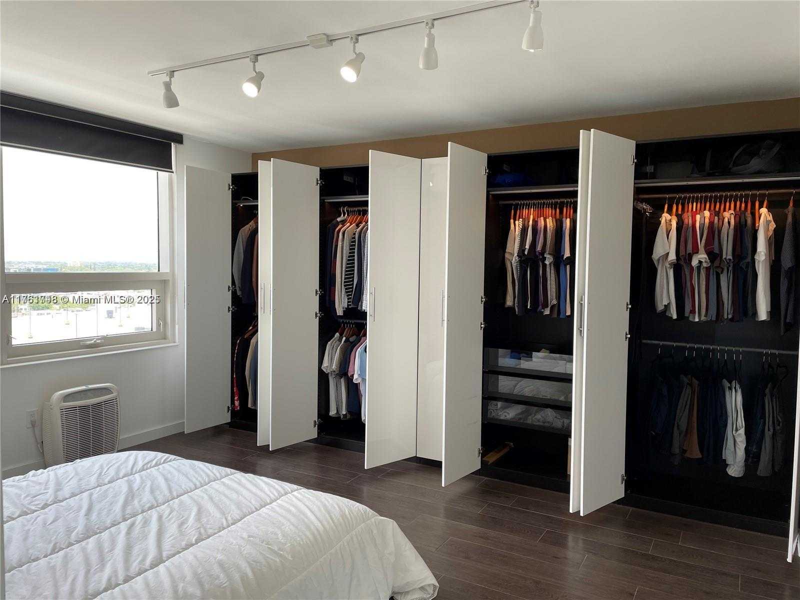 Small Image of 3250 NORTH EAST 1ST AVE #1006, Miami Number 8