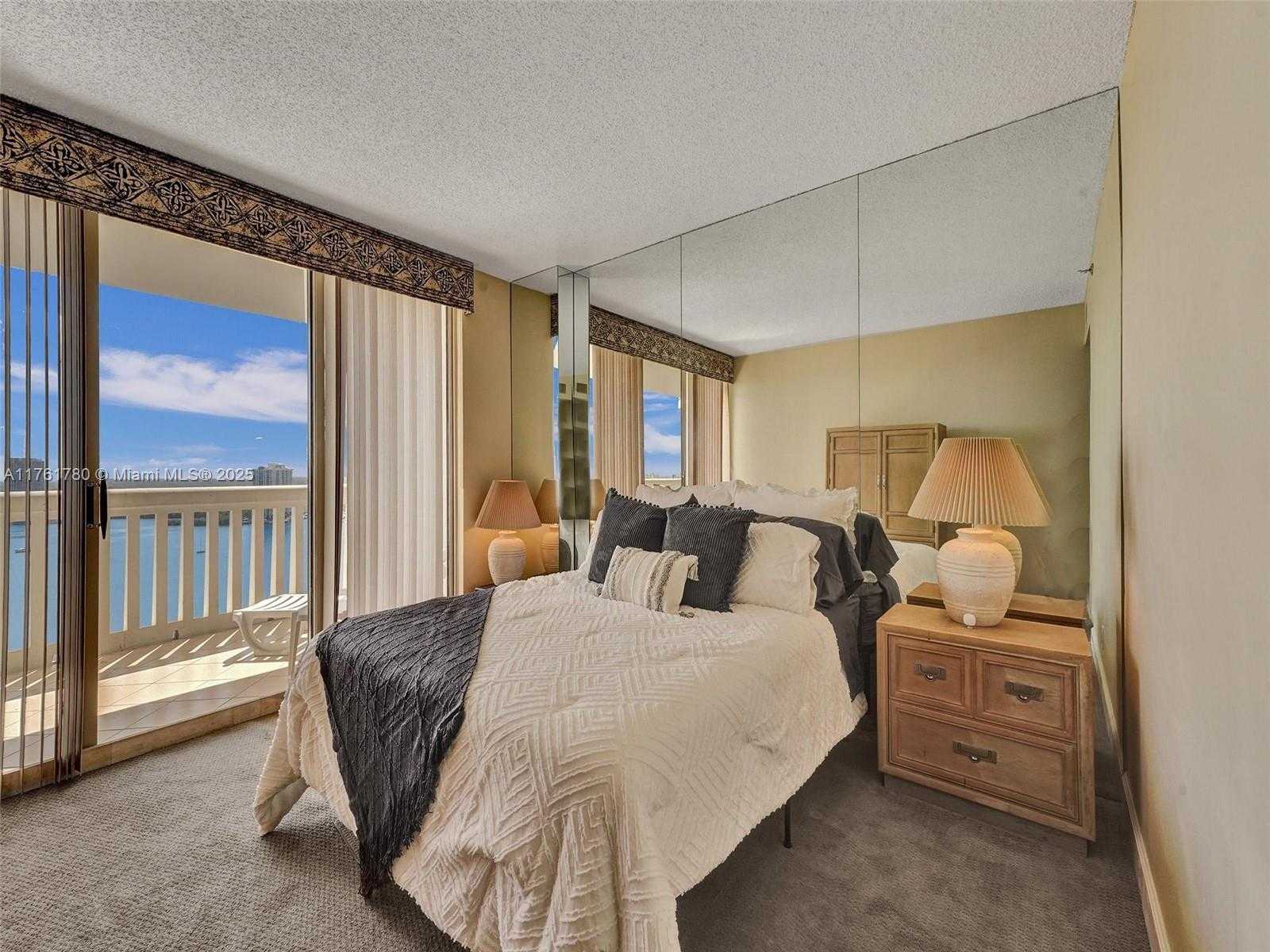 Small Image of 1000 WEST ISLAND BLVD #2606, Aventura Number 21