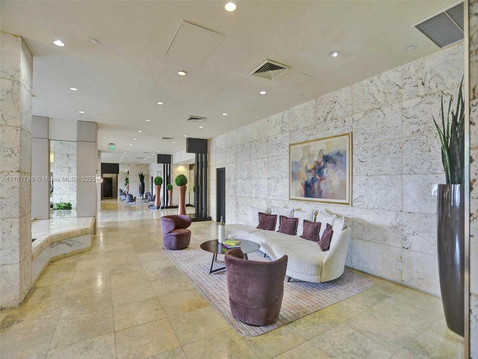 Small Image of 1000 WEST ISLAND BLVD #2606, Aventura Number 33