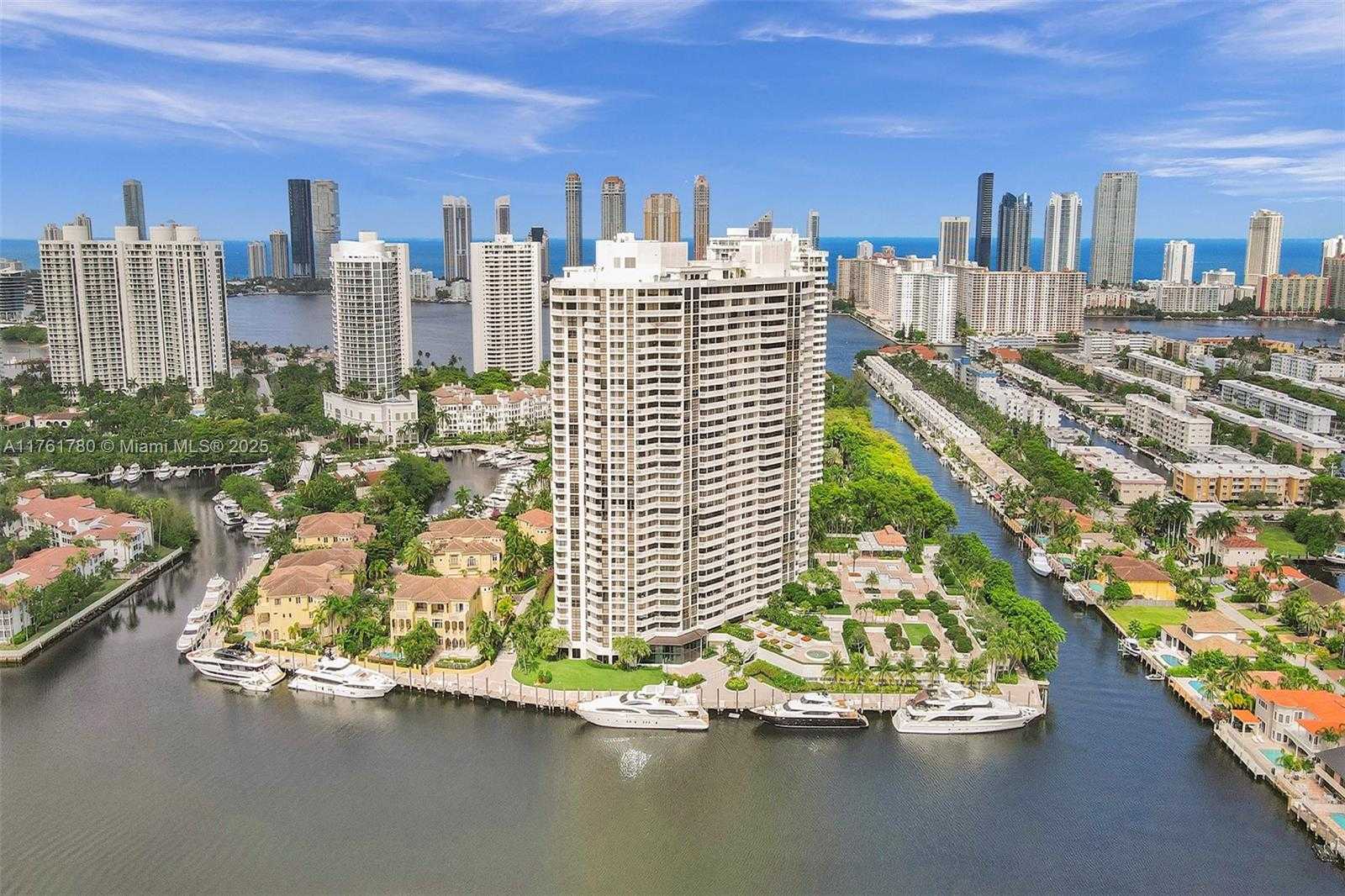 Small Image of 1000 WEST ISLAND BLVD #2606, Aventura Number 42