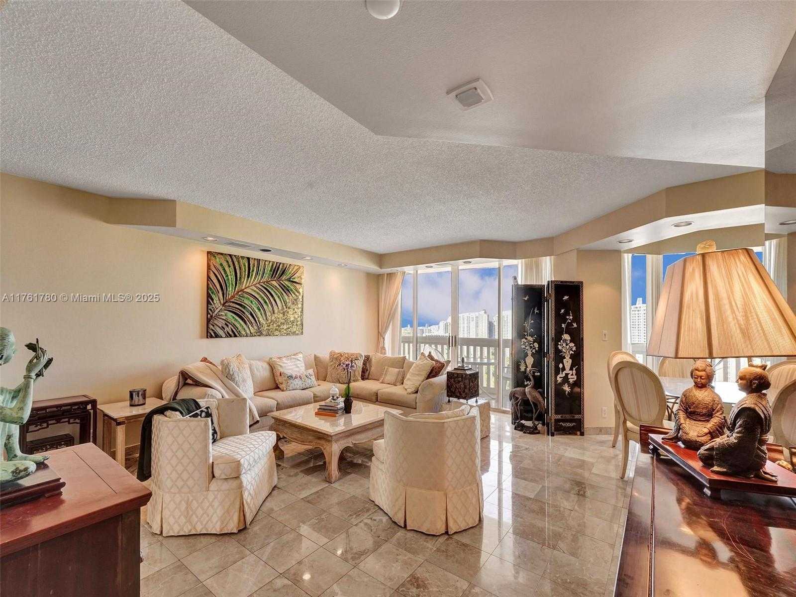 Small Image of 1000 WEST ISLAND BLVD #2606, Aventura Number 5