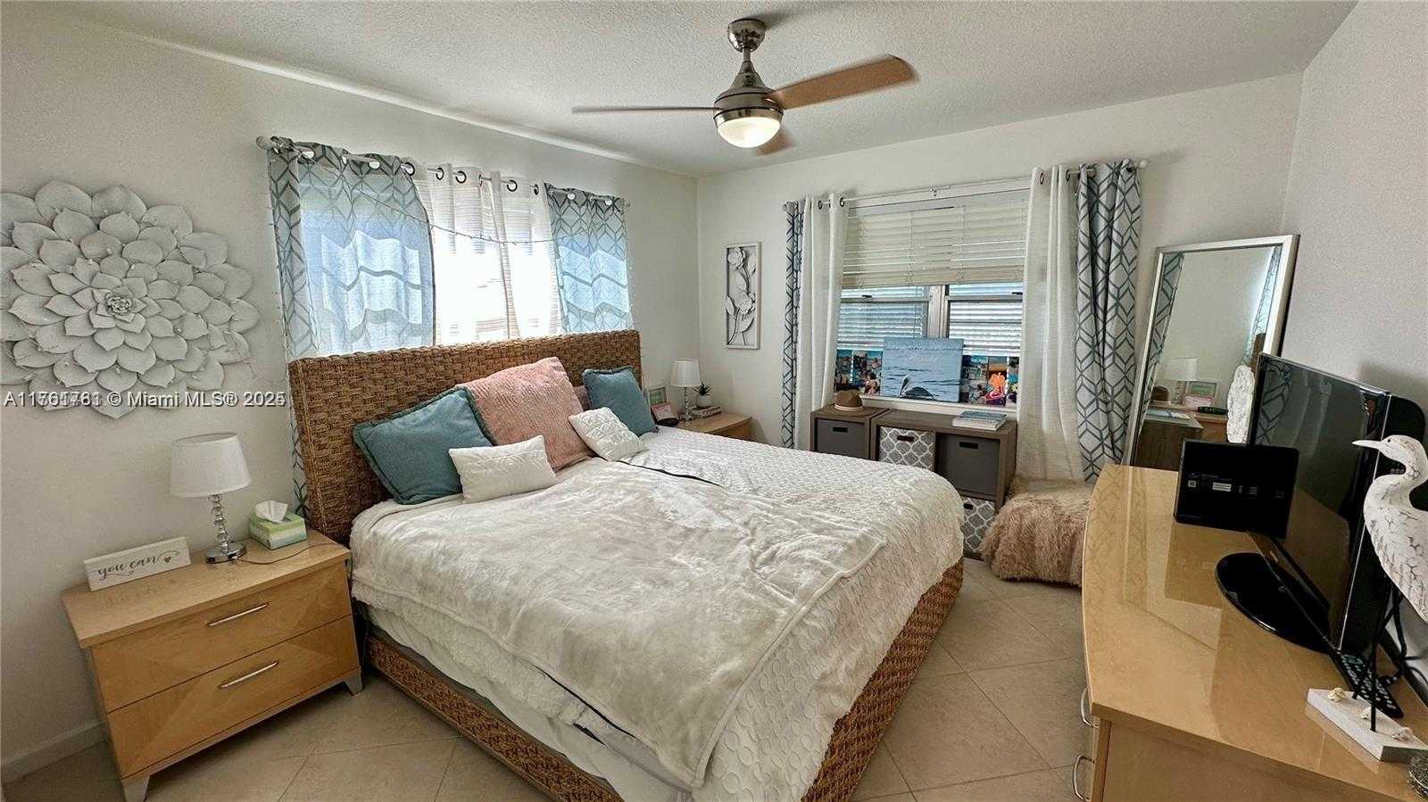 Small Image of 31 HARWOOD B #31, Deerfield Beach Number 10