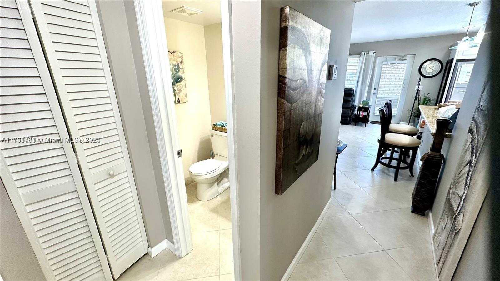 Small Image of 31 HARWOOD B #31, Deerfield Beach Number 15