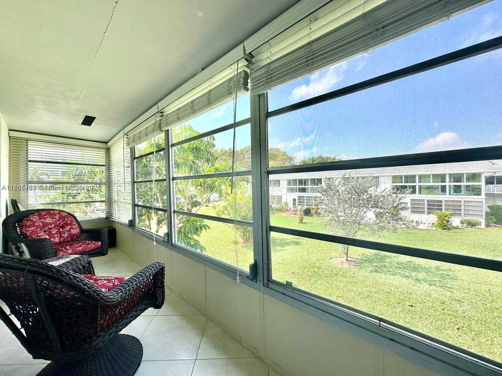 Small Image of 31 HARWOOD B #31, Deerfield Beach Number 16
