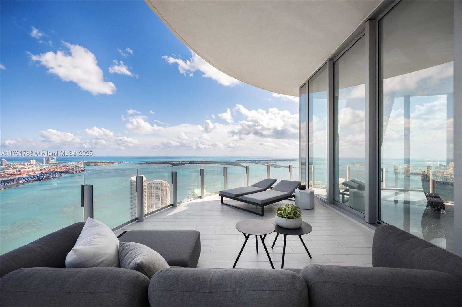 Small Image of 300 BISCAYNE BLVD WAY #PH5701, Miami Number 16