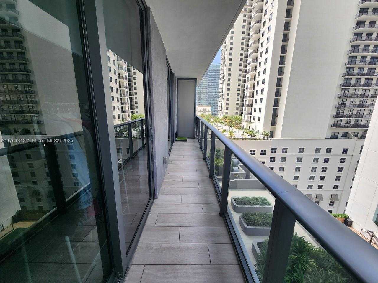 Small Image of 55 SOUTH WEST 9TH ST #1107, Miami Number 14