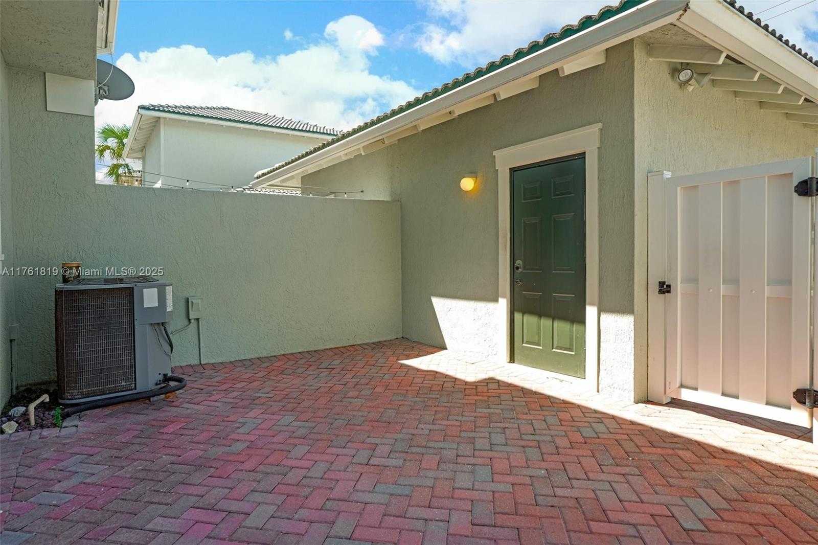 Small Image of 1005 NORTH WEST 18TH AVE, Boca Raton Number 37