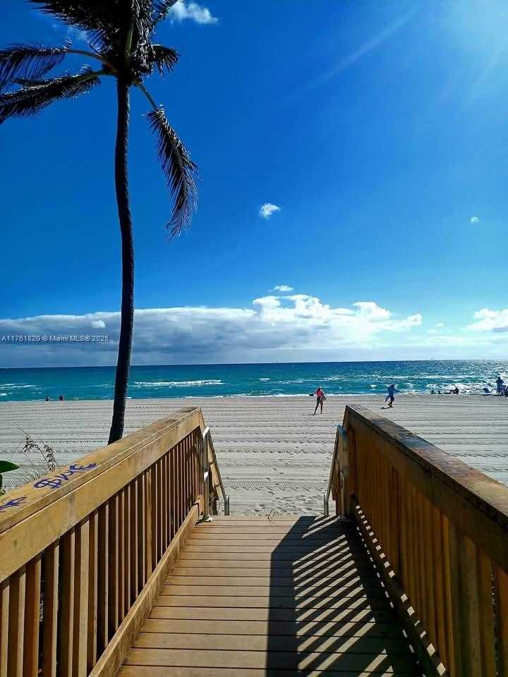 Small Image of 1701 SOUTH OCEAN DR #206, Hollywood Number 15
