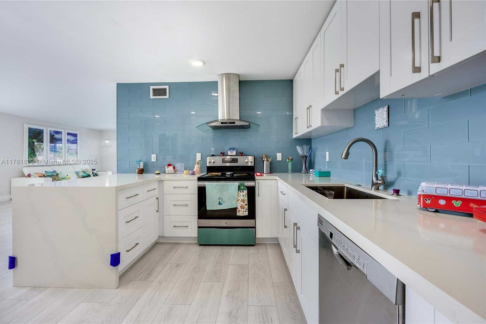 Small Image of 1701 SOUTH OCEAN DR #206, Hollywood Number 5