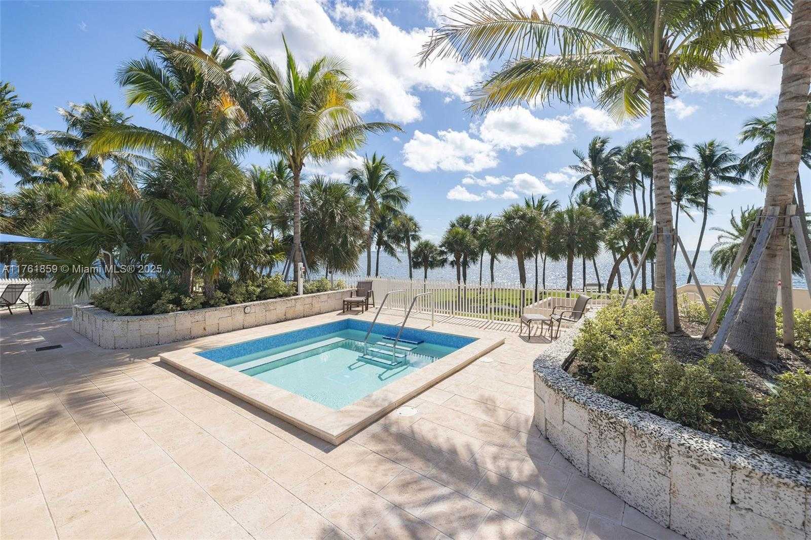 Small Image of 2 GROVE ISLE DR #B503, Miami Number 25