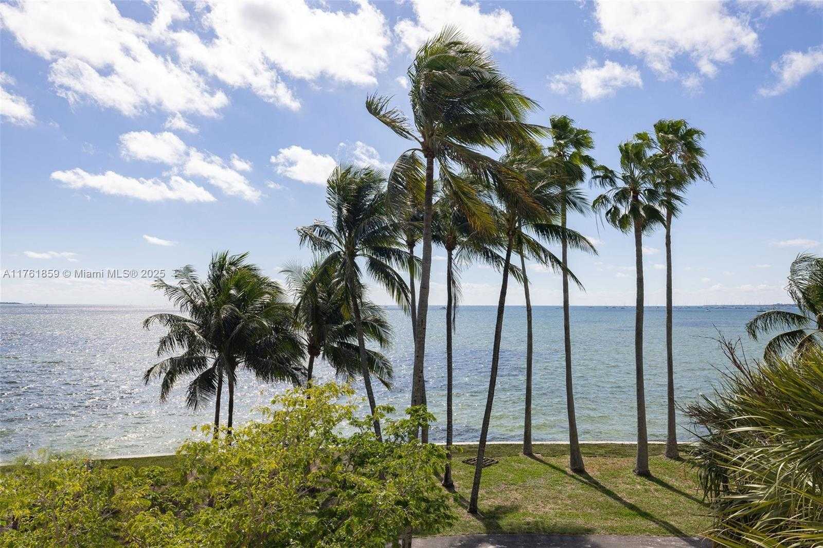 Small Image of 2 GROVE ISLE DR #B503, Miami Number 30