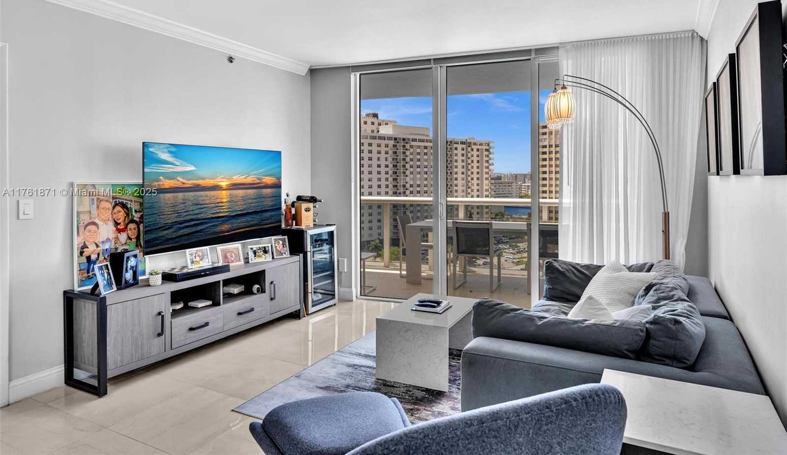 Small Image of 1800 SOUTH OCEAN DR #906, Hallandale Beach Number 11