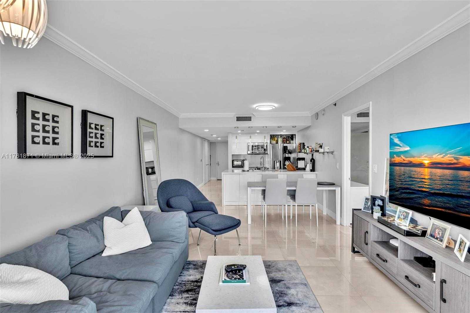 Small Image of 1800 SOUTH OCEAN DR #906, Hallandale Beach Number 19