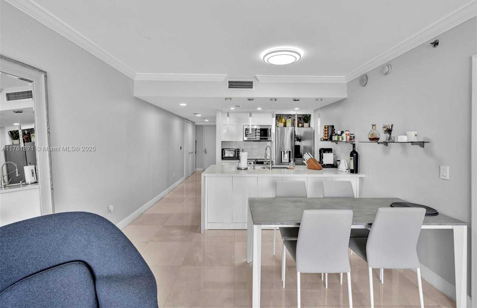 Small Image of 1800 SOUTH OCEAN DR #906, Hallandale Beach Number 20
