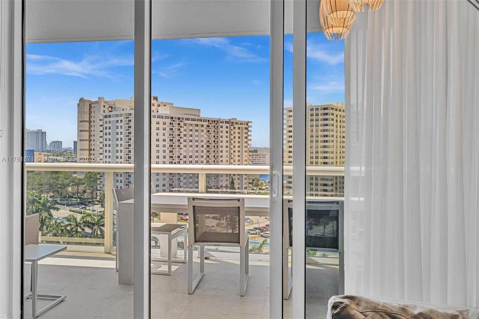 Small Image of 1800 SOUTH OCEAN DR #906, Hallandale Beach Number 26