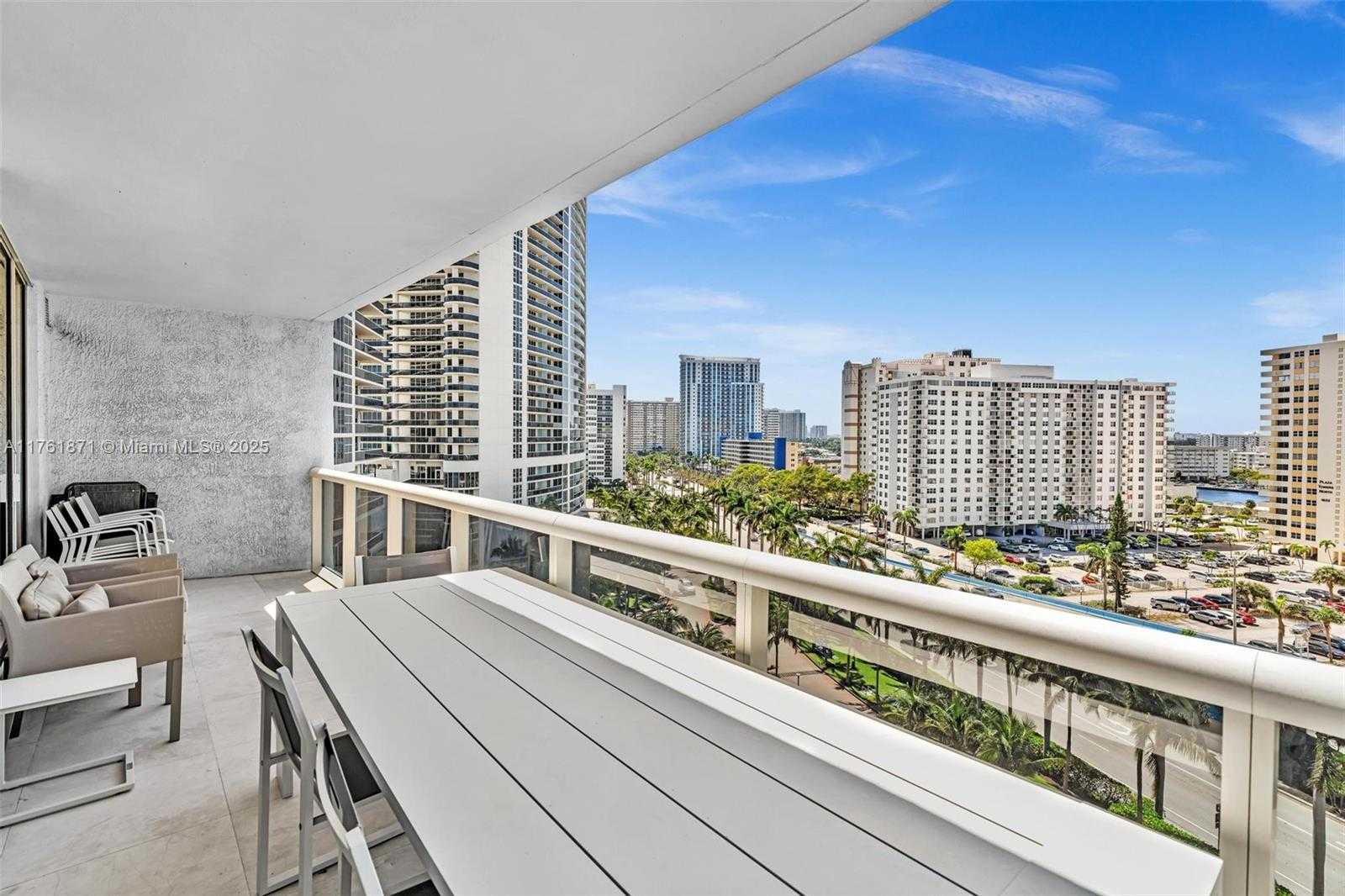 Small Image of 1800 SOUTH OCEAN DR #906, Hallandale Beach Number 28