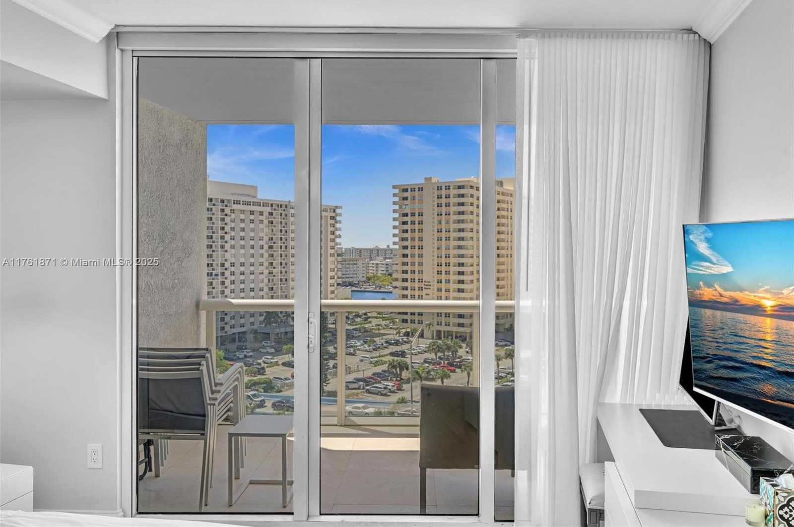 Small Image of 1800 SOUTH OCEAN DR #906, Hallandale Beach Number 37