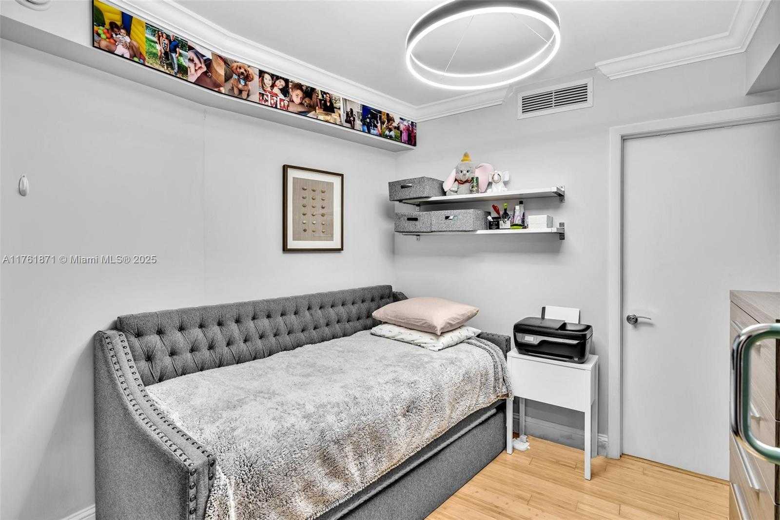 Small Image of 1800 SOUTH OCEAN DR #906, Hallandale Beach Number 45