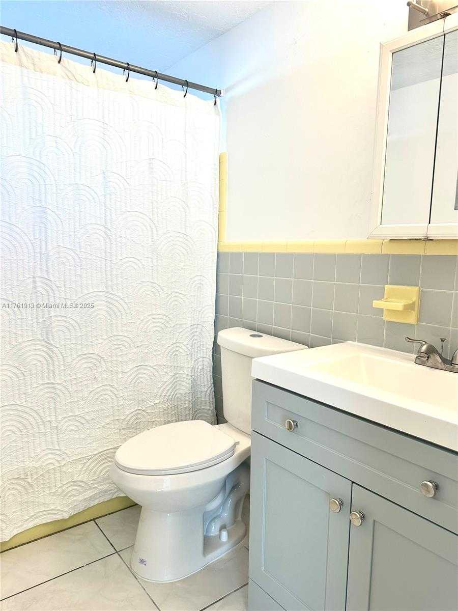 Small Image of 12665 NORTH EAST 16TH AVENUE #8, North Miami Number 9