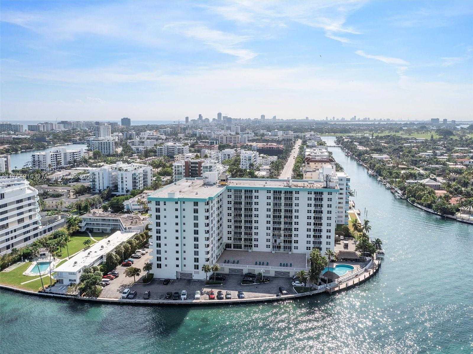 Small Image of 10350 WEST BAY HARBOR DR #4H, Bay Harbor Islands Number 25
