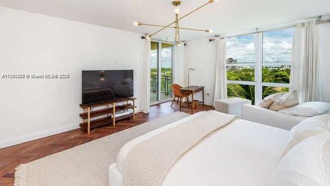 Small Image of 445 GRAND BAY DR #602, Key Biscayne Number 16