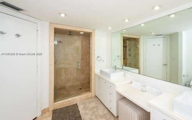 Small Image of 445 GRAND BAY DR #602, Key Biscayne Number 20