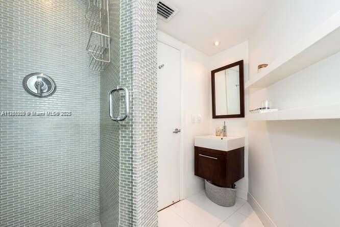 Small Image of 445 GRAND BAY DR #602, Key Biscayne Number 27